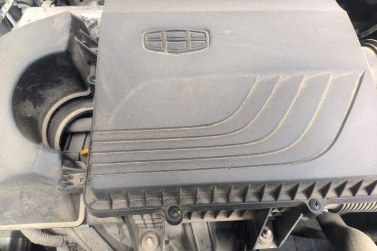 Used Geely Auto Vision X3 2021 PRO 1.5L Manual Elite Model Engine Bay