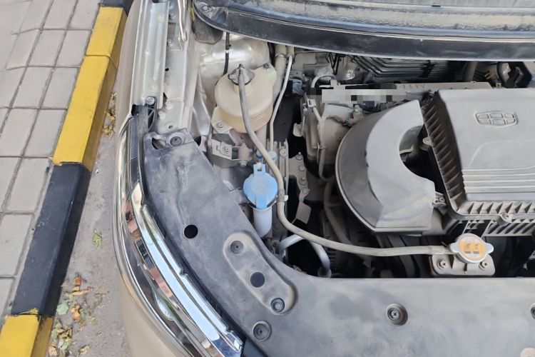 Used Geely Auto Vision X3 2021 PRO 1.5L Manual Elite Model Engine Bay Right