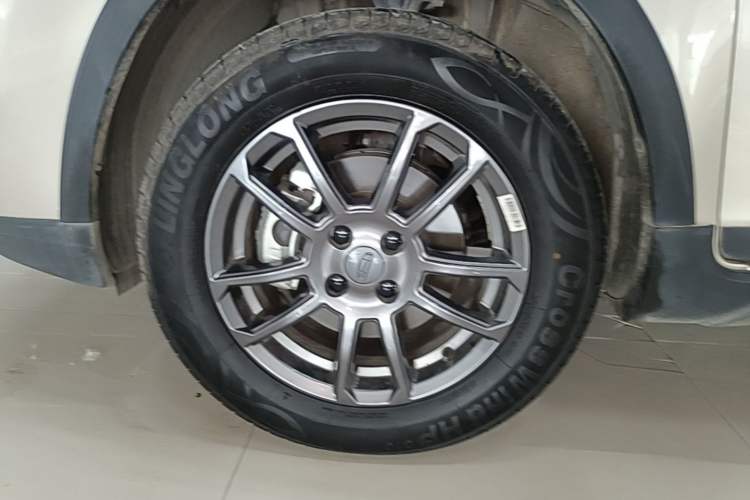 Used Geely Auto Vision X3 2021 PRO 1.5L Manual Elite Model Exterior 4