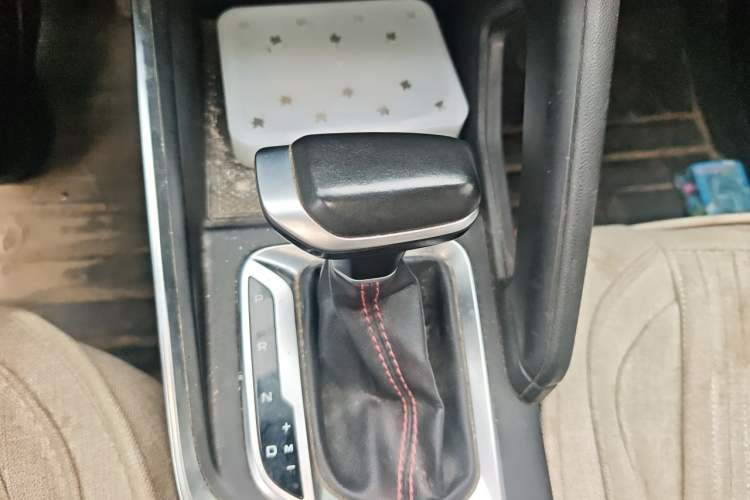 Used Geely Auto Vision X3 2021 PRO 1.5L CVT Deluxe Model Gear Lever