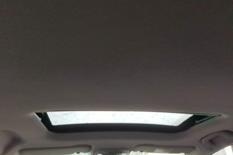 Used Geely Auto Vision X3 2021 PRO 1.5L CVT Deluxe Model Headliner