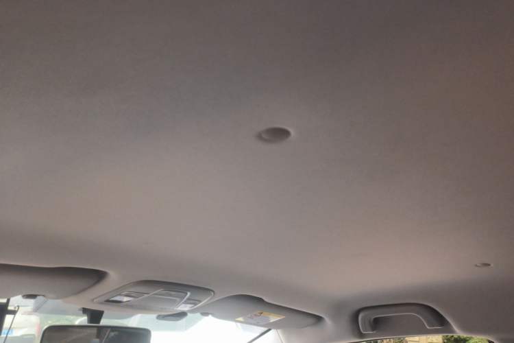 Used Geely Auto Vision X3 2021 PRO 1.5L Manual Elite Model Headliner