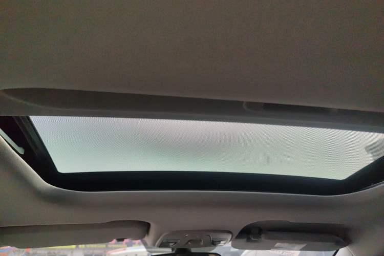 Used Geely Auto Vision X3 2021 PRO 1.5L CVT Deluxe Model Headliner