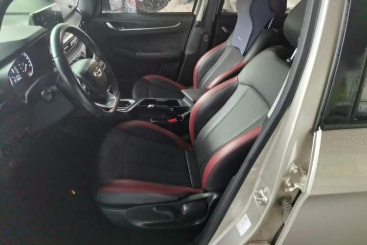 Used Geely Auto Vision X3 2021 PRO 1.5L CVT Deluxe Model Left Front Seat