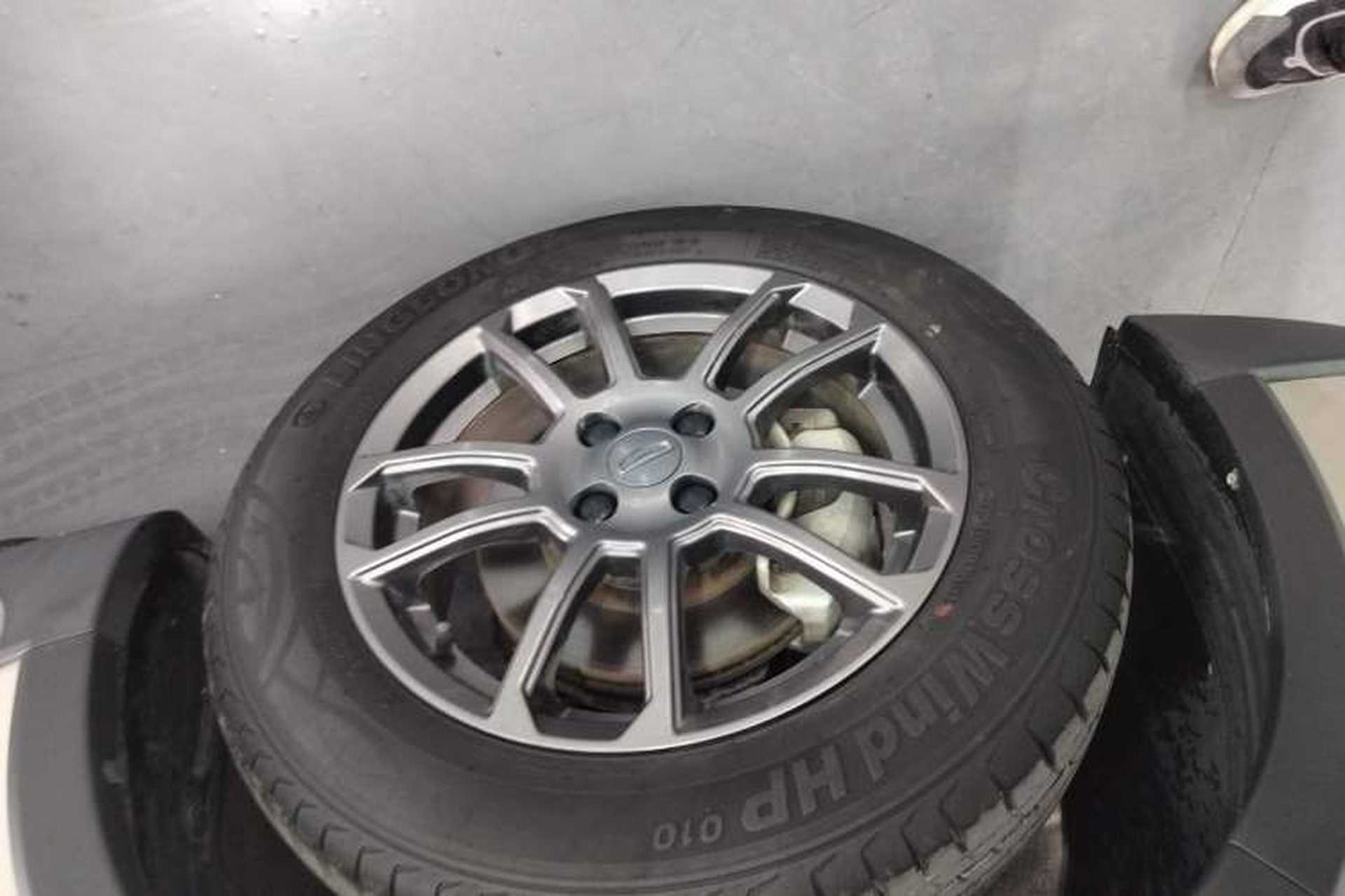 Used Geely Auto Vision X3 2021 PRO 1.5L CVT Deluxe Model Left Front Wheel Hub