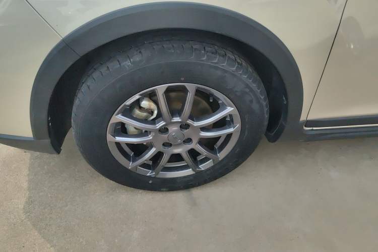 Used Geely Auto Vision X3 2021 PRO 1.5L CVT Deluxe Model Left Front Wheel Hub