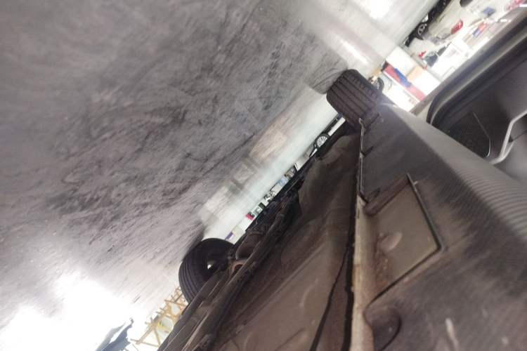 Used Geely Auto Vision X3 2021 PRO 1.5L CVT Deluxe Model Left Side Sill