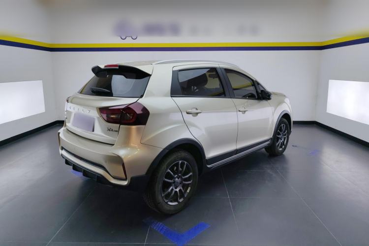 Used Geely Auto Vision X3 2021 PRO 1.5L CVT Deluxe Model Rear Right 45 Deg