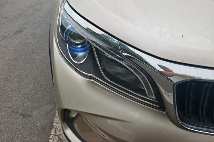 Used Geely Auto Vision X3 2021 PRO 1.5L CVT Deluxe Model Right Front Headlight