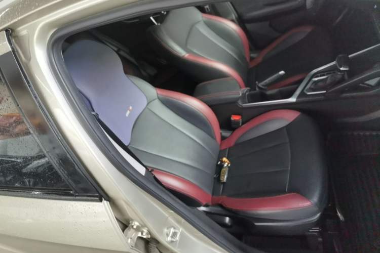Used Geely Auto Vision X3 2021 PRO 1.5L CVT Deluxe Model Right Front Seat