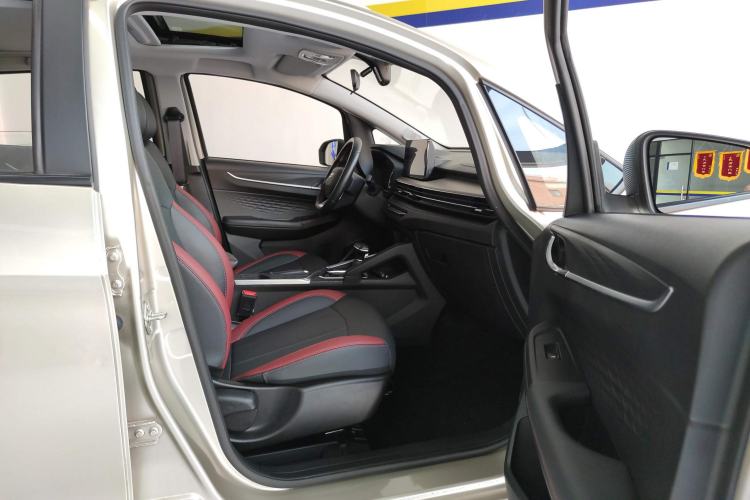 Used Geely Auto Vision X3 2021 PRO 1.5L CVT Deluxe Model Right Front Seat