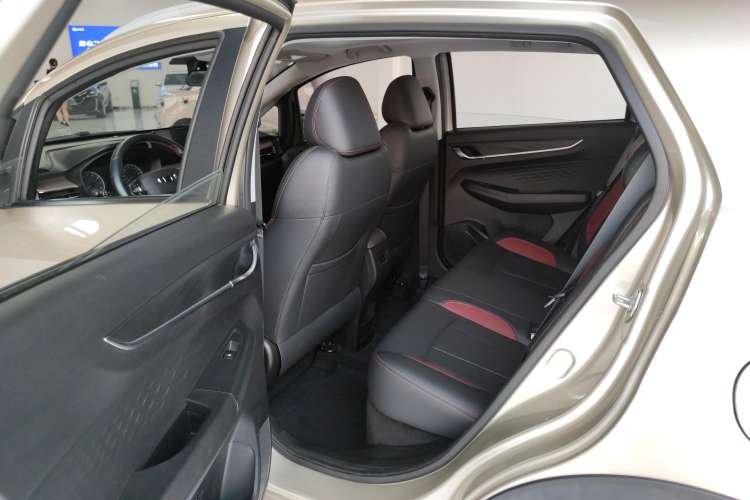 Used Geely Auto Vision X3 2021 PRO 1.5L CVT Deluxe Model Right Rear Seat