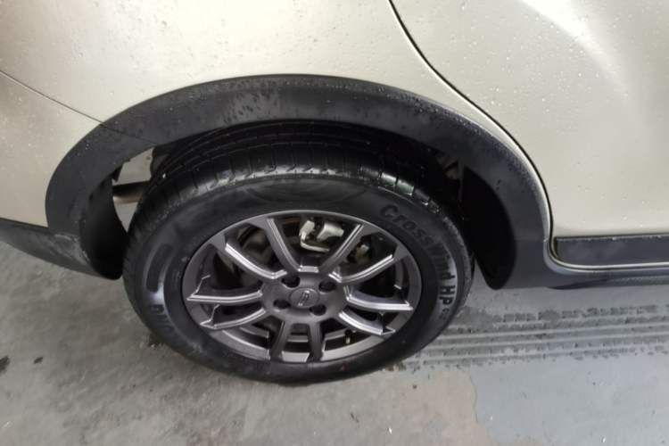 Used Geely Auto Vision X3 2021 PRO 1.5L CVT Deluxe Model Right Rear Wheel Hub