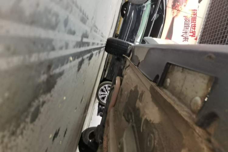 Used Geely Auto Vision X3 2021 PRO 1.5L CVT Deluxe Model Right Side Sill