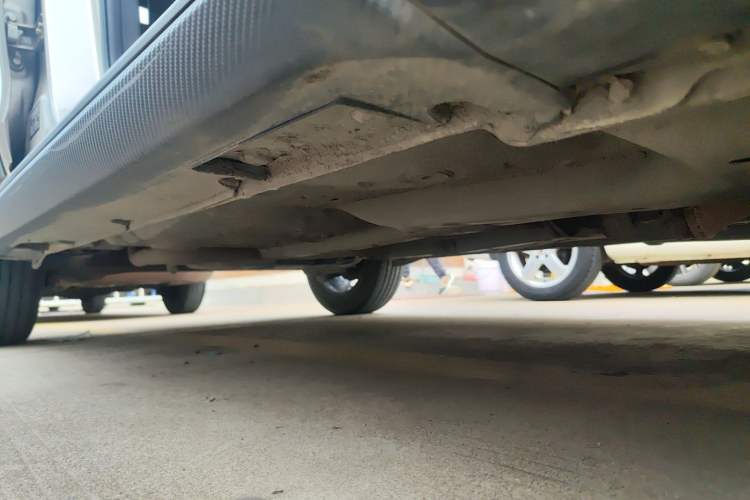 Used Geely Auto Vision X3 2021 PRO 1.5L CVT Deluxe Model Right Side Sill