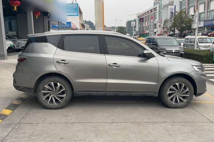 Used Geely Auto Vision X6 2020 1.4T CVT Luxury Edition Exterior 2