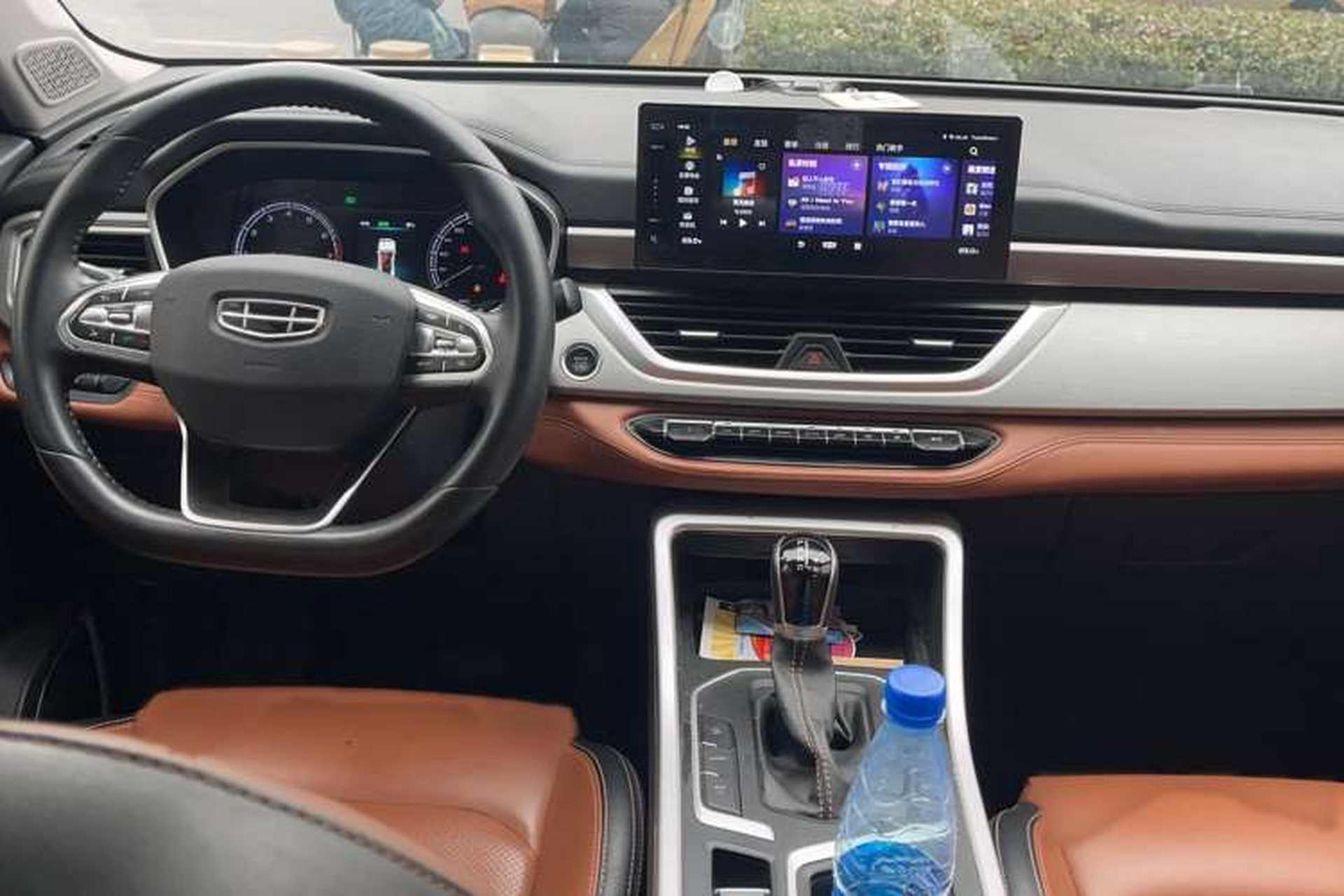 Used Geely Auto Vision X6 2020 1.4T CVT Luxury Edition Interior 3