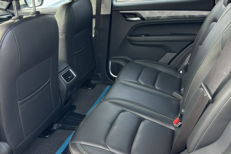 Used Geely Auto Vision X6 2021 PRO 1.4T Manual Luxury Model Interior 1