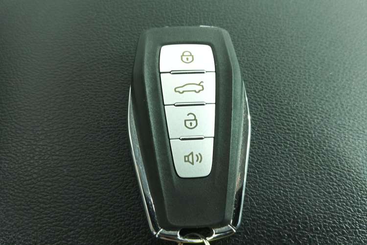 Used Geely Auto Vision X6 2021 PRO 1.4T Automatic Prestige Model Vehicle Key
