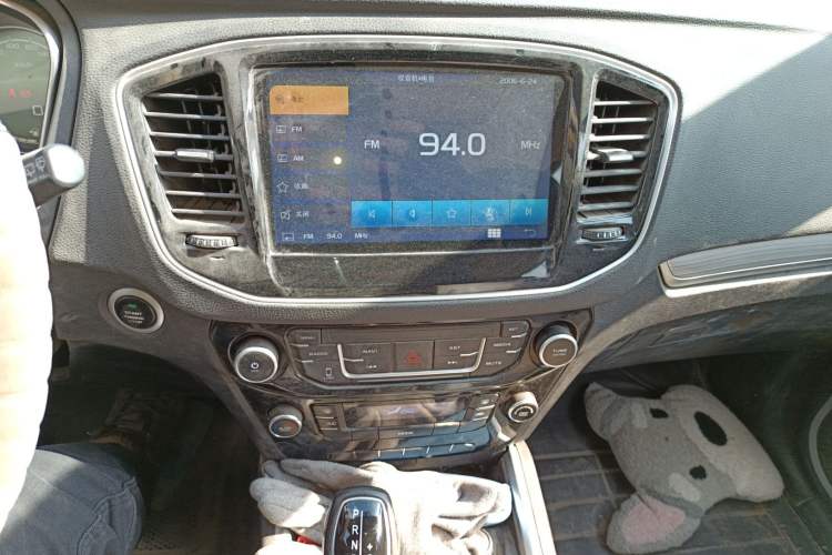 Used Geely Auto Vision X6 2016 1.3T CVT Luxury Model Audio And AC Panel