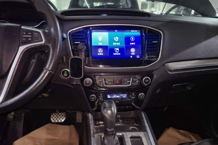 Used Geely Auto Vision X6 2016 1.3T CVT Luxury Model Audio And AC Panel