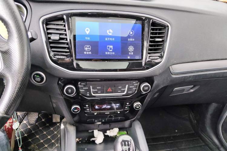 Used Geely Auto Vision X6 2016 1.8L Manual Luxury Model Audio And AC Panel