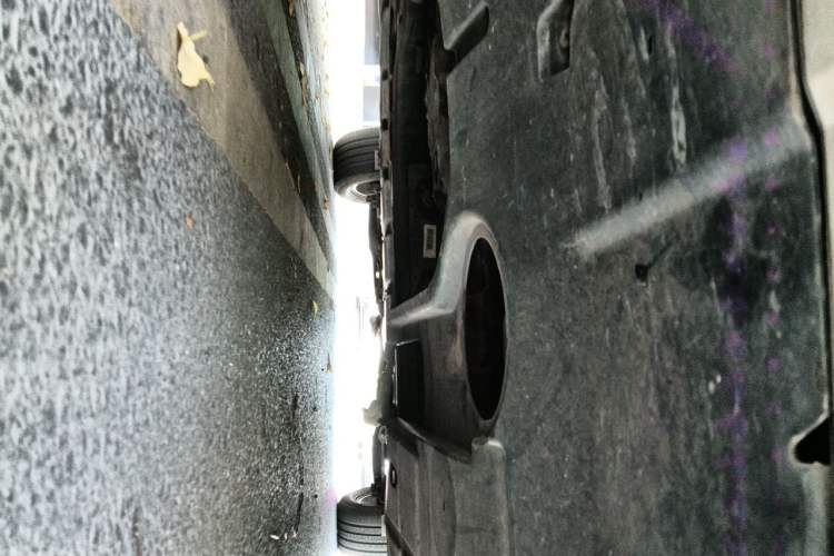 Used Geely Auto Vision X6 2016 1.3T CVT Flagship Model Chassis Front