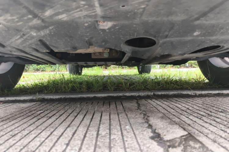 Used Geely Auto Vision X6 2016 1.3T CVT Flagship Model Chassis Front
