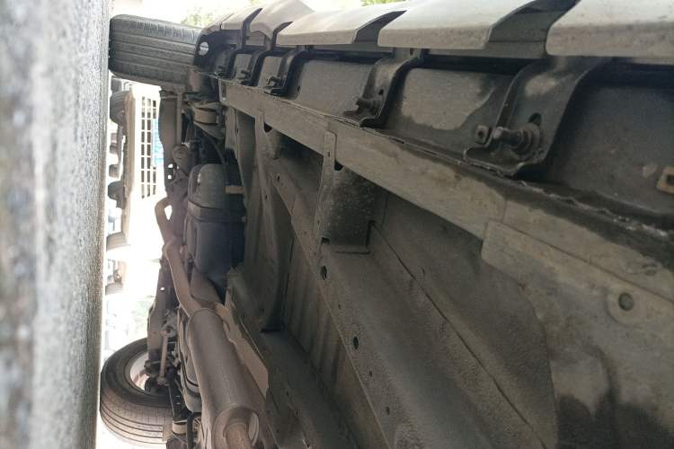 Used Geely Auto Vision X6 2016 1.3T CVT Flagship Model Chassis Front Right