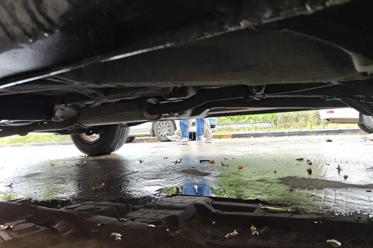 Used Geely Auto Vision X6 2016 1.3T CVT Flagship Model Chassis Front Right