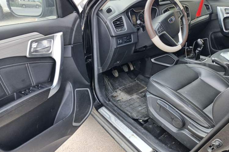 Used Geely Auto Vision X6 2016 1.8L Manual Luxury Model Driver Seat