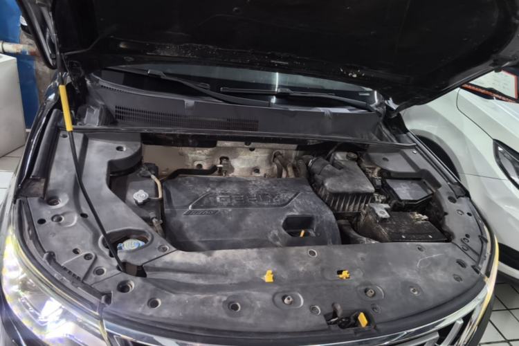 Used Geely Auto Vision X6 2016 1.3T CVT Luxury Model Engine Bay