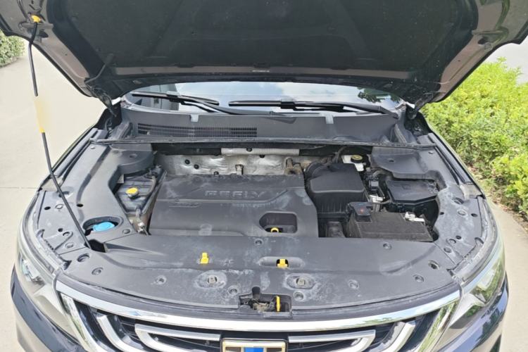 Used Geely Auto Vision X6 2016 1.3T CVT Flagship Model Engine Bay