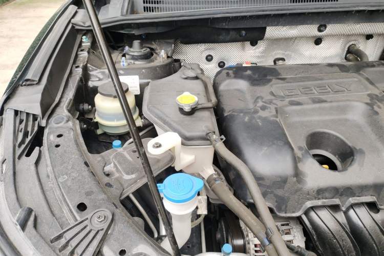 Used Geely Auto Vision X6 2016 1.8L Manual Luxury Model Engine Bay Right