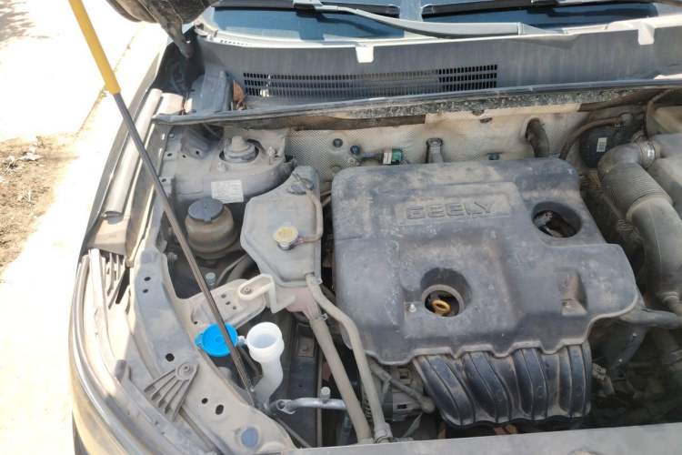 Used Geely Auto Vision X6 2016 1.8L Manual Luxury Model Engine Bay Right