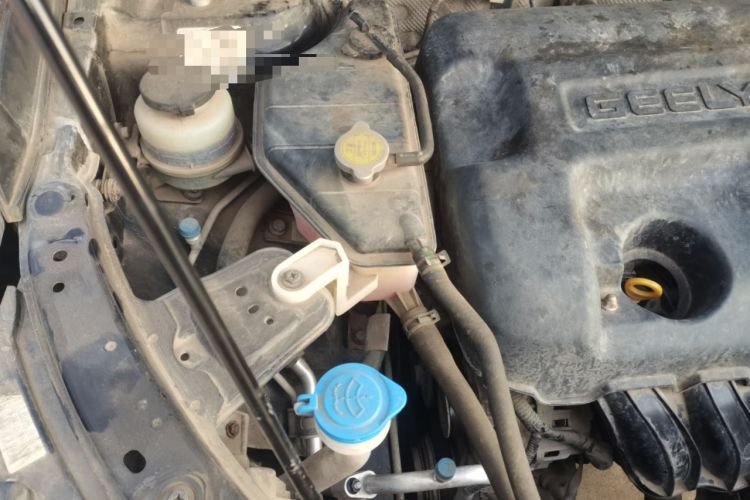 Used Geely Auto Vision X6 2016 1.8L Manual Luxury Model Engine Bay Right