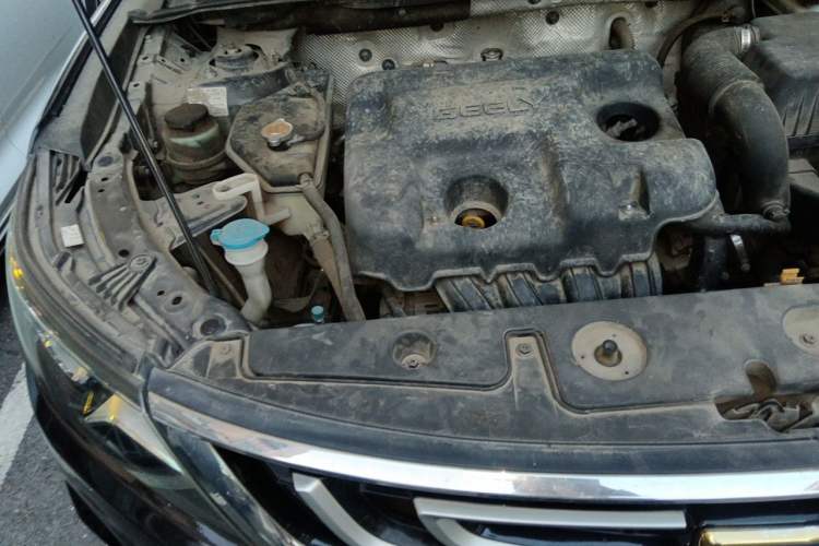 Used Geely Auto Vision X6 2016 1.8L Manual Luxury Model Engine Bay Right