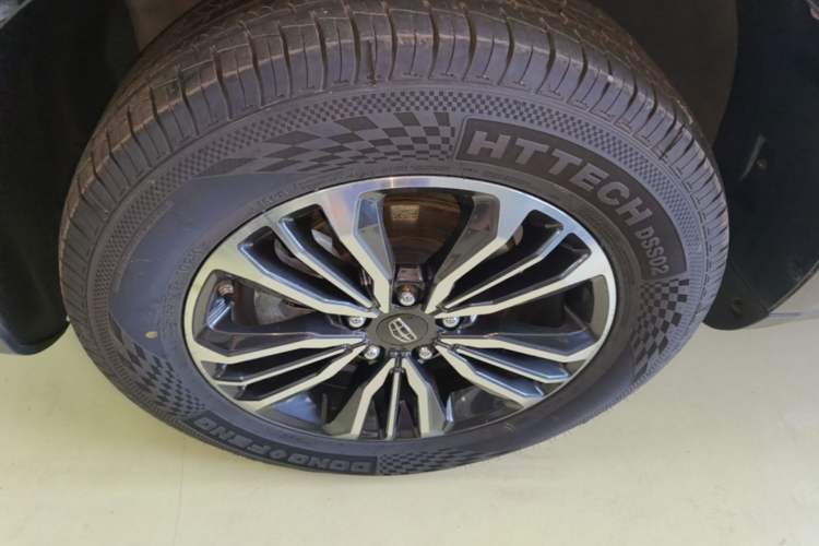 Used Geely Auto Vision X6 2016 1.3T CVT Flagship Model Exterior 2