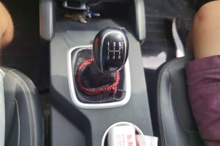 Used Geely Auto Vision X6 2016 1.8L Manual Luxury Model Gear Lever