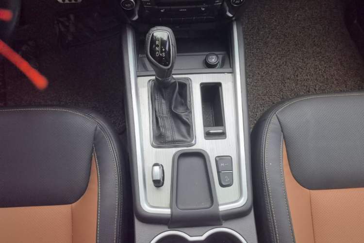 Used Geely Auto Vision X6 2016 1.3T CVT Flagship Model Gear Lever