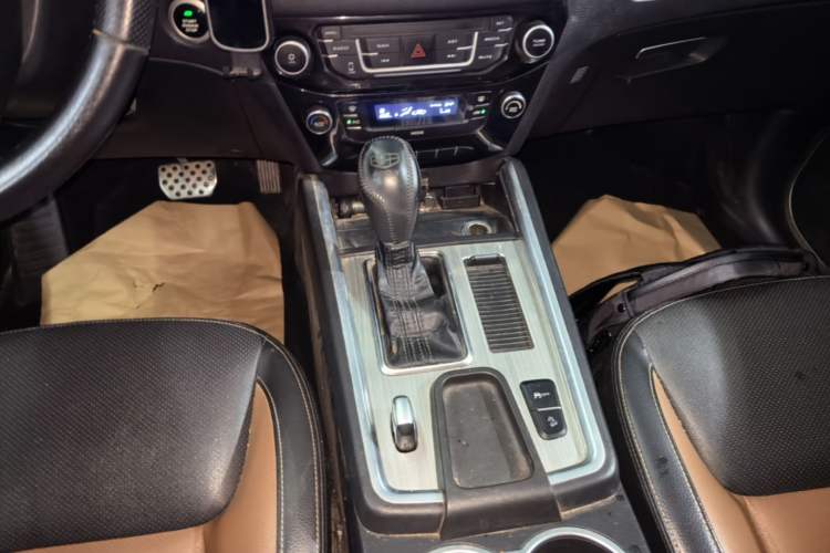 Used Geely Auto Vision X6 2016 1.3T CVT Luxury Model Gear Lever