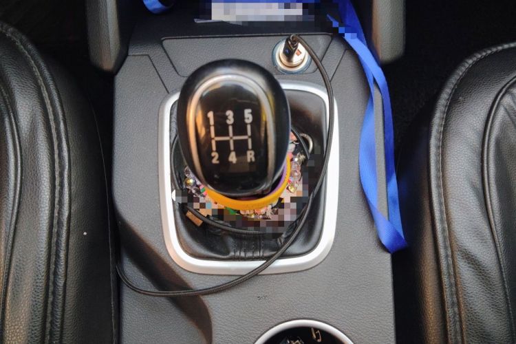 Used Geely Auto Vision X6 2016 1.8L Manual Luxury Model Gear Lever