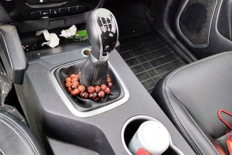 Used Geely Auto Vision X6 2016 1.8L Manual Luxury Model Gear Lever