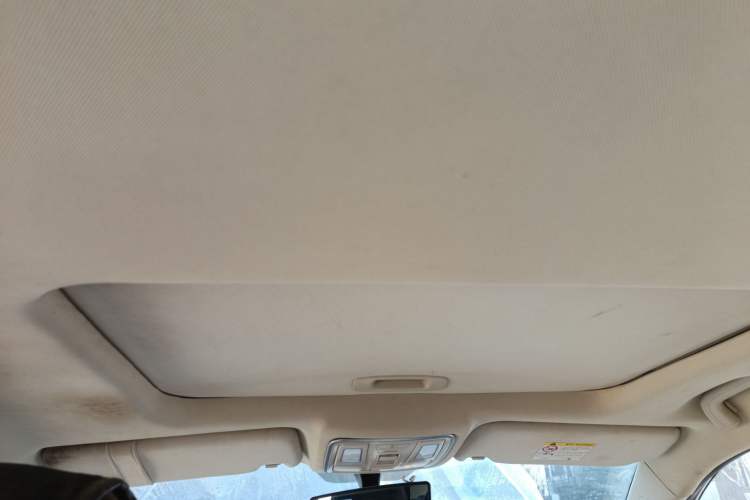 Used Geely Auto Vision X6 2016 1.3T CVT Luxury Model Headliner