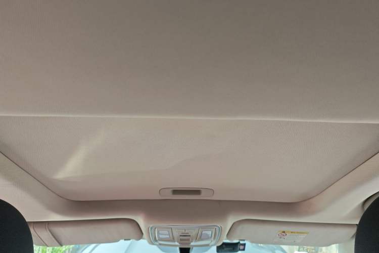 Used Geely Auto Vision X6 2016 1.3T CVT Flagship Model Headliner