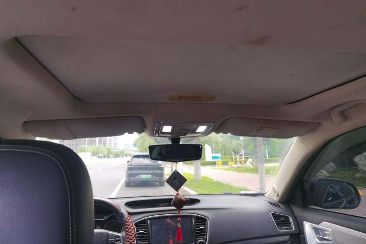 Used Geely Auto Vision X6 2016 1.8L Manual Luxury Model Headliner