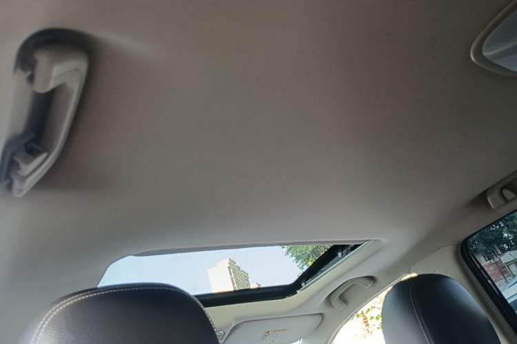 Used Geely Auto Vision X6 2016 1.8L Manual Luxury Model Headliner