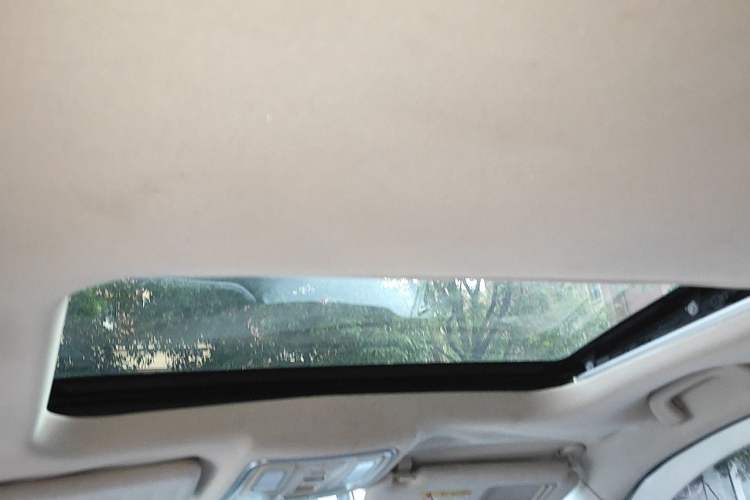 Used Geely Auto Vision X6 2016 1.3T CVT Luxury Model Headliner