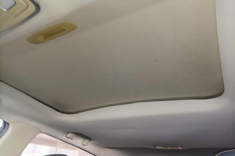 Used Geely Auto Vision X6 2016 1.3T CVT Luxury Model Headliner