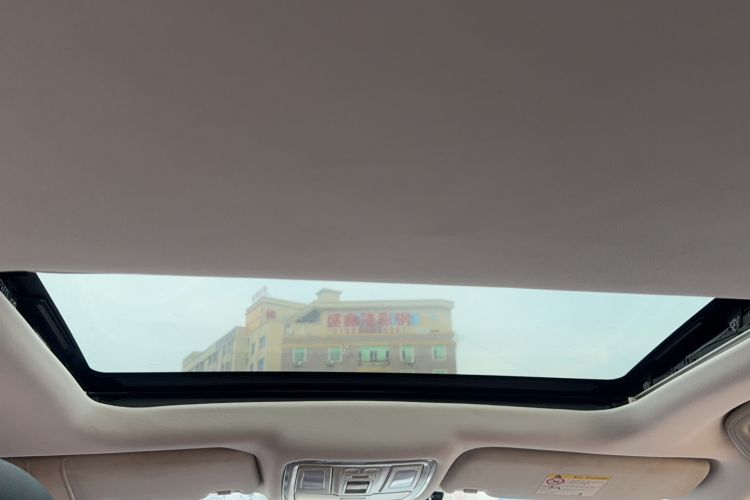 Used Geely Auto Vision X6 2016 1.3T CVT Luxury Model Headliner